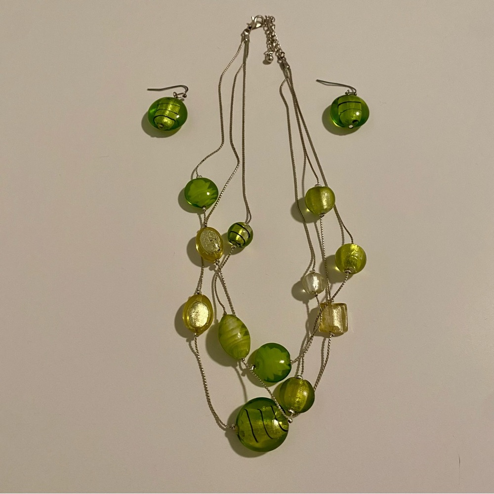 Elegant Green Beaded Necklace and Earring Set